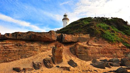 Coastal Lighthouse Serenity wallpaper