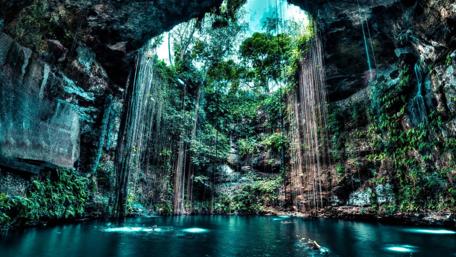 Cenote Ik kil cave wallpaper