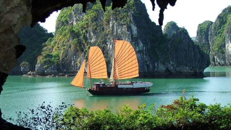 Serene Voyage Through Natural Wonders wallpaper