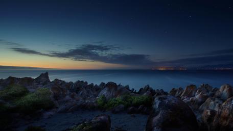 Tranquil Night by the Ocean wallpaper