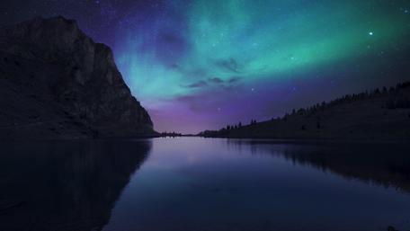 Northern Lights Over Tranquil Lake wallpaper