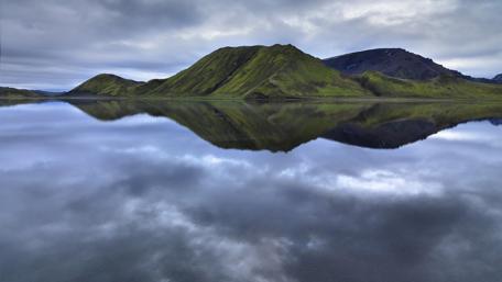 Serene Reflection in Icelandic Landscape wallpaper