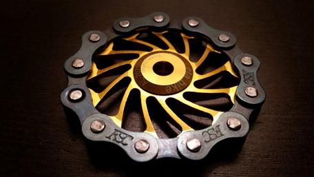 Bike Chain Inspired Fidget Spinner Design wallpaper