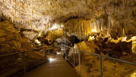 Majestic Caves of Wind Cave National Park wallpaper