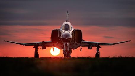 Sunset Salute by an F-4 Phantom II wallpaper