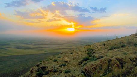 Serene Sunset Over Iranian Landscape wallpaper