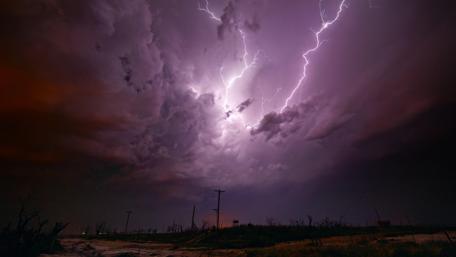 Electrifying Night Sky wallpaper