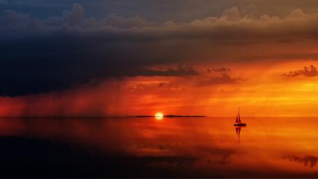 Sunset at sea wallpaper