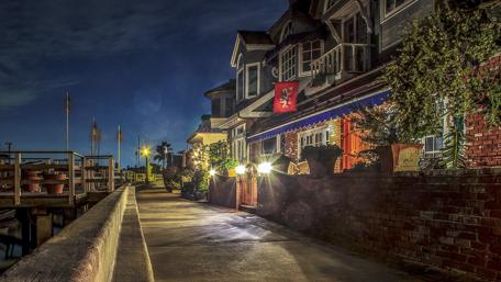 Evening at Balboa Island wallpaper