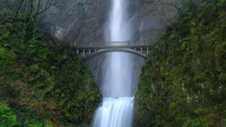 Multnomah Falls wallpaper