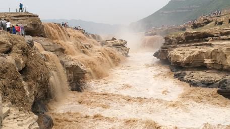 Hukou Waterfalls, China wallpaper