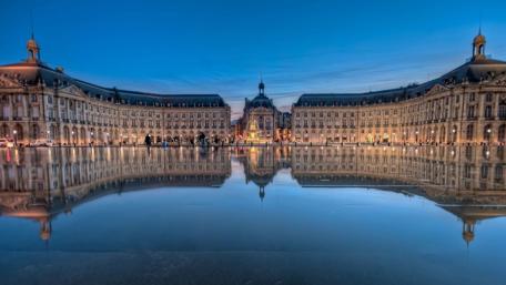 Place De La Bourse in Bordeaux, France wallpaper