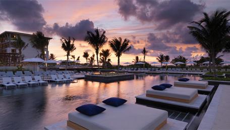 Luxury resort in Mexico wallpaper