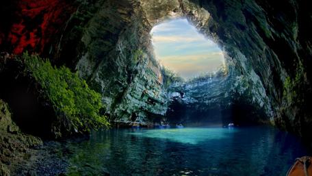 Lake-Melissani Cave wallpaper