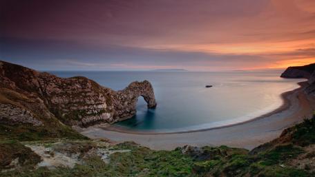 Sunrise at Durdle Door, Jurassic Coast, Dorset, England wallpaper