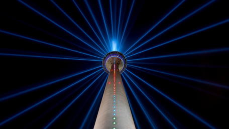 TV Tower Dusseldorf at night wallpaper