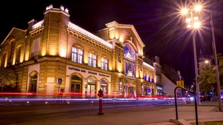 City Lights. Budapest by Night wallpaper