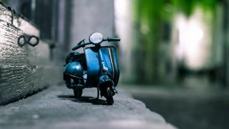 Mini Vespa wallpaper