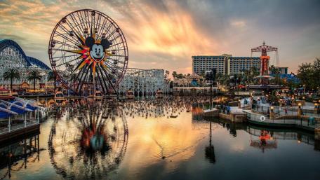 Disneyland wallpaper
