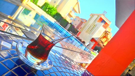 Turkish Tea by the Poolside Experience wallpaper