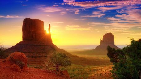 Monument Valley - Navajo Tribal Park wallpaper