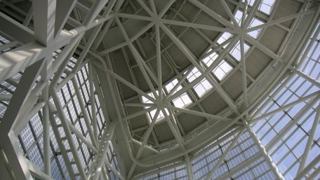 Modern Architectural Symmetry in Glass and Steel Construction wallpaper