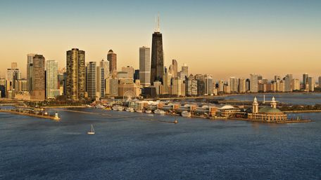 Chicago coastline & Navy Pier wallpaper
