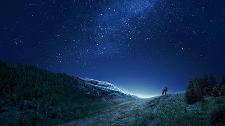 Milky way in the night sky wallpaper