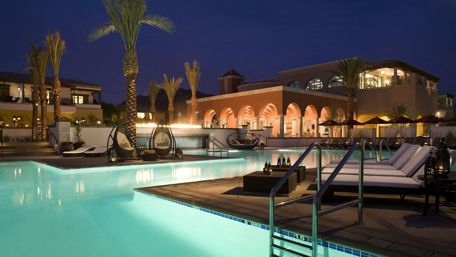 Swimming pool at night wallpaper