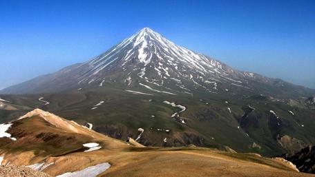 Mount Damavand wallpaper