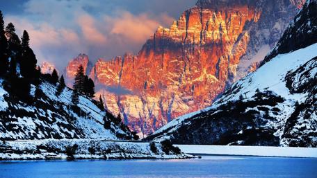 Mount Civetta, Italy wallpaper