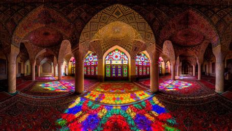 Nasir Al-Mulk Mosque (Pink Mosque), Shiraz, Iran wallpaper