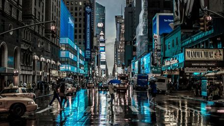 Rainy day in New York City wallpaper