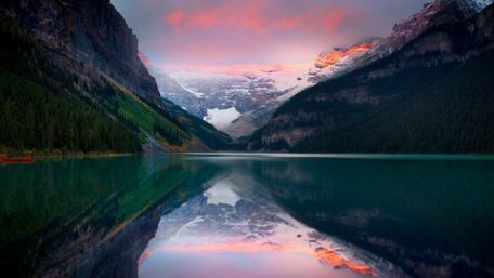 Victoria Glacier above the Lake Louise - Banff National Park wallpaper