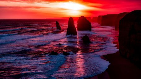 The Twelve Apostles - Twelve Apostles Marine National Park wallpaper