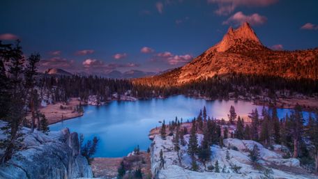 Cathedral Lake wallpaper