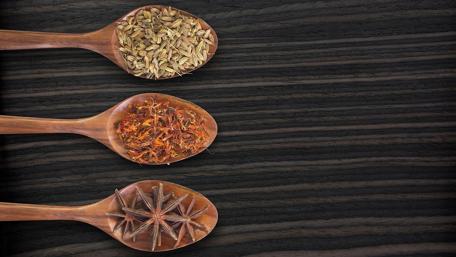 Decorative Nutricious Spoons wallpaper