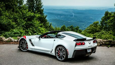 White Chevrolet Corvette Coupe wallpaper