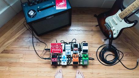 Electric guitar and accessories wallpaper