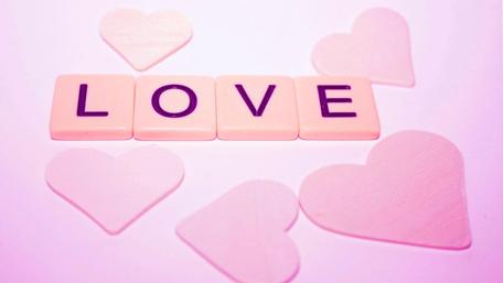Sweet Expressions of Love in Soft Pink Shades wallpaper