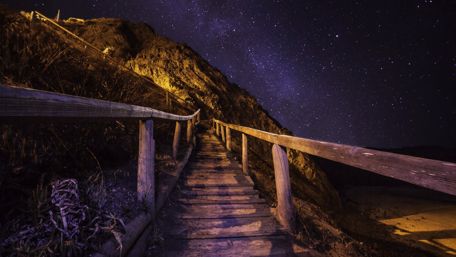 Trail to Milky Way wallpaper