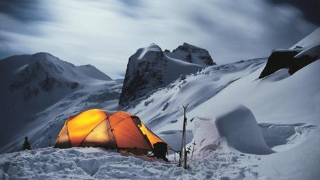 Camping in the snow wallpaper