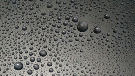 Water droplets wallpaper