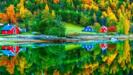 Incredibly beautiful water reflection wallpaper