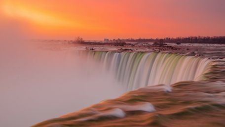 Niagara Falls at sunset wallpaper