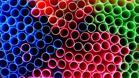 Vibrant Circular Patterns in Colorful Hues wallpaper
