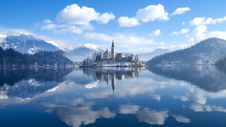 Bled Castle in Lake Bled - Slovenia wallpaper