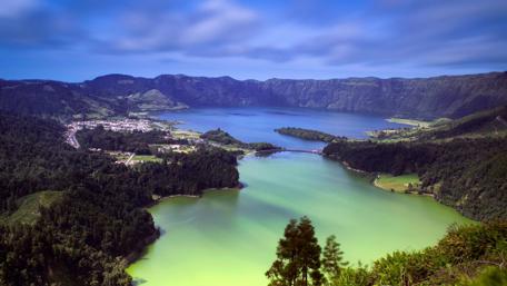 Lagoa das Sete Cidades, Sao Miguel, Portugal wallpaper