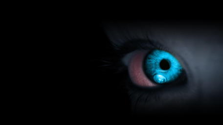 Blue eyes close-up wallpaper