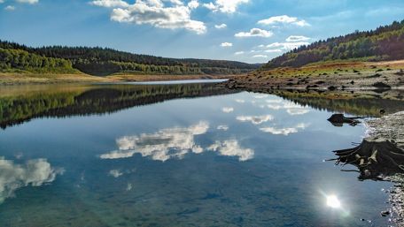 Beautiful lake wallpaper